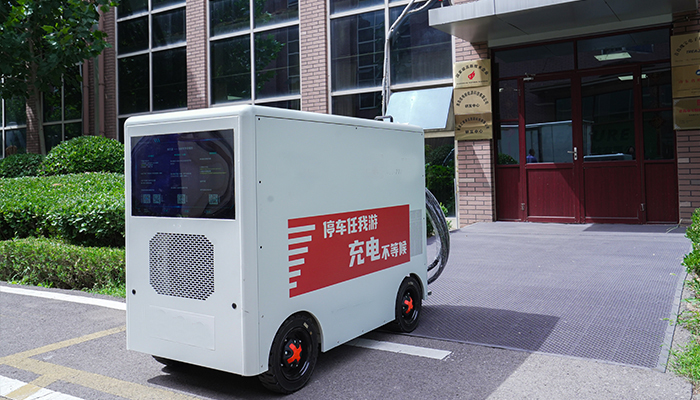 150kwh 移动充电机器人